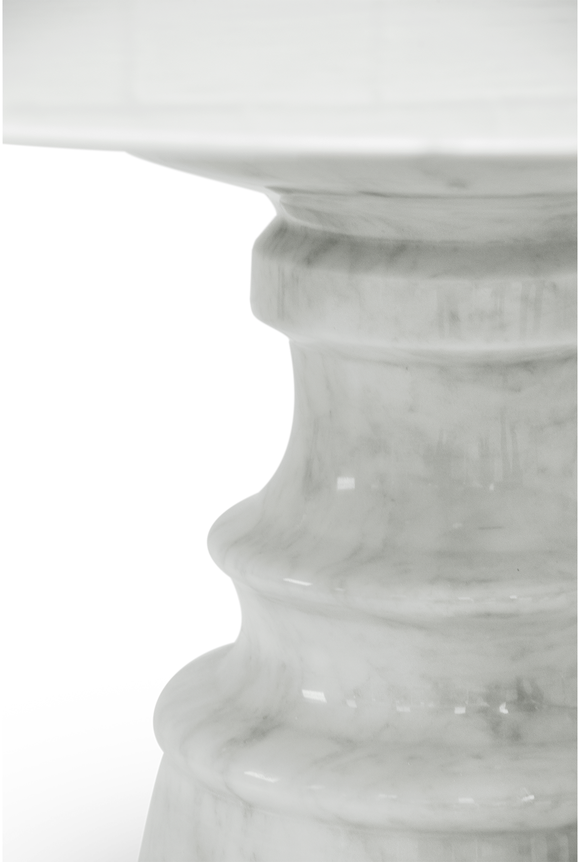 Mesa de Jantar Redonda Estremoz Obsidian