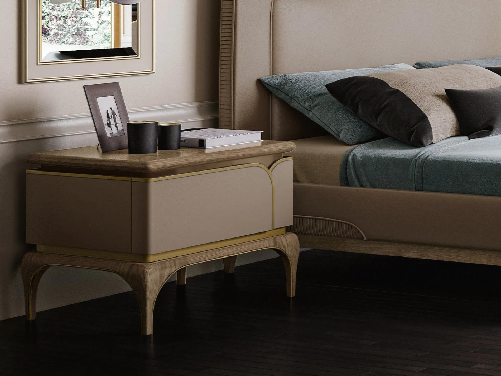 Mesa de Cabeceira Italiana Artesanal