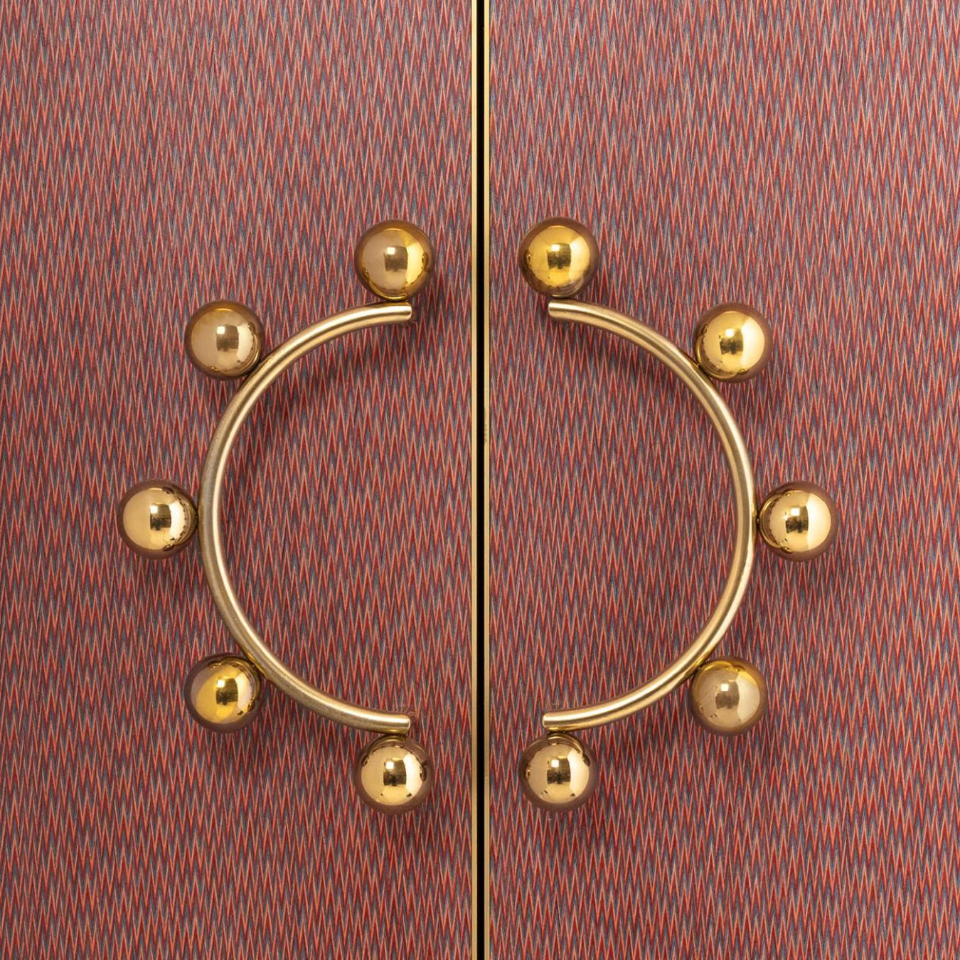 Armário madeira alto