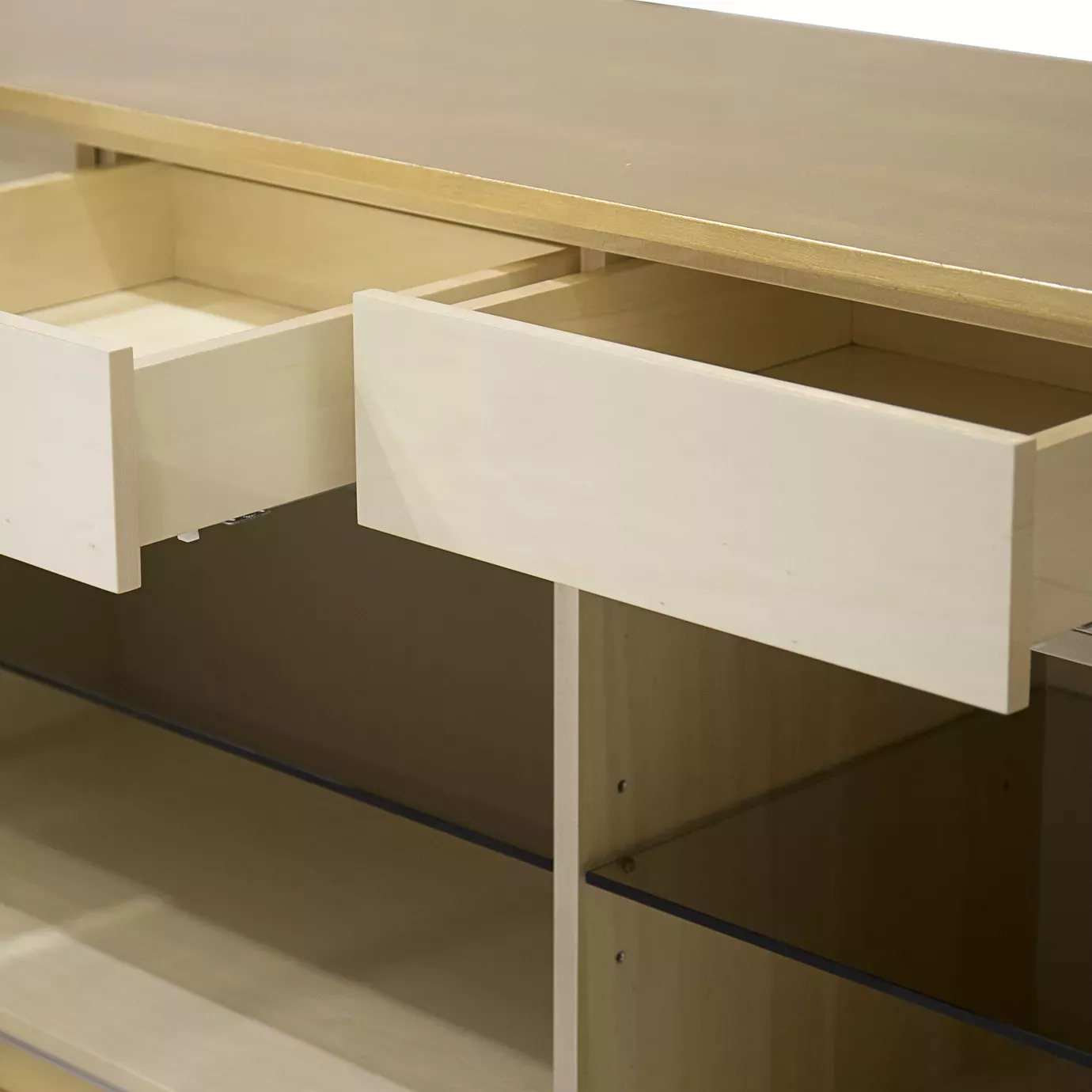 Armário madrepérola Camilia