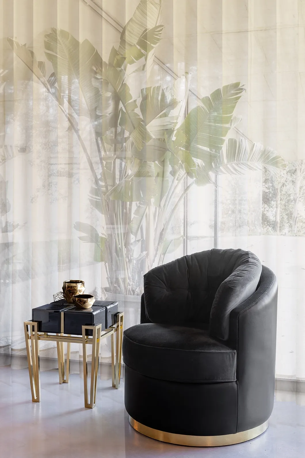 Mesa de Apoio Obsidian