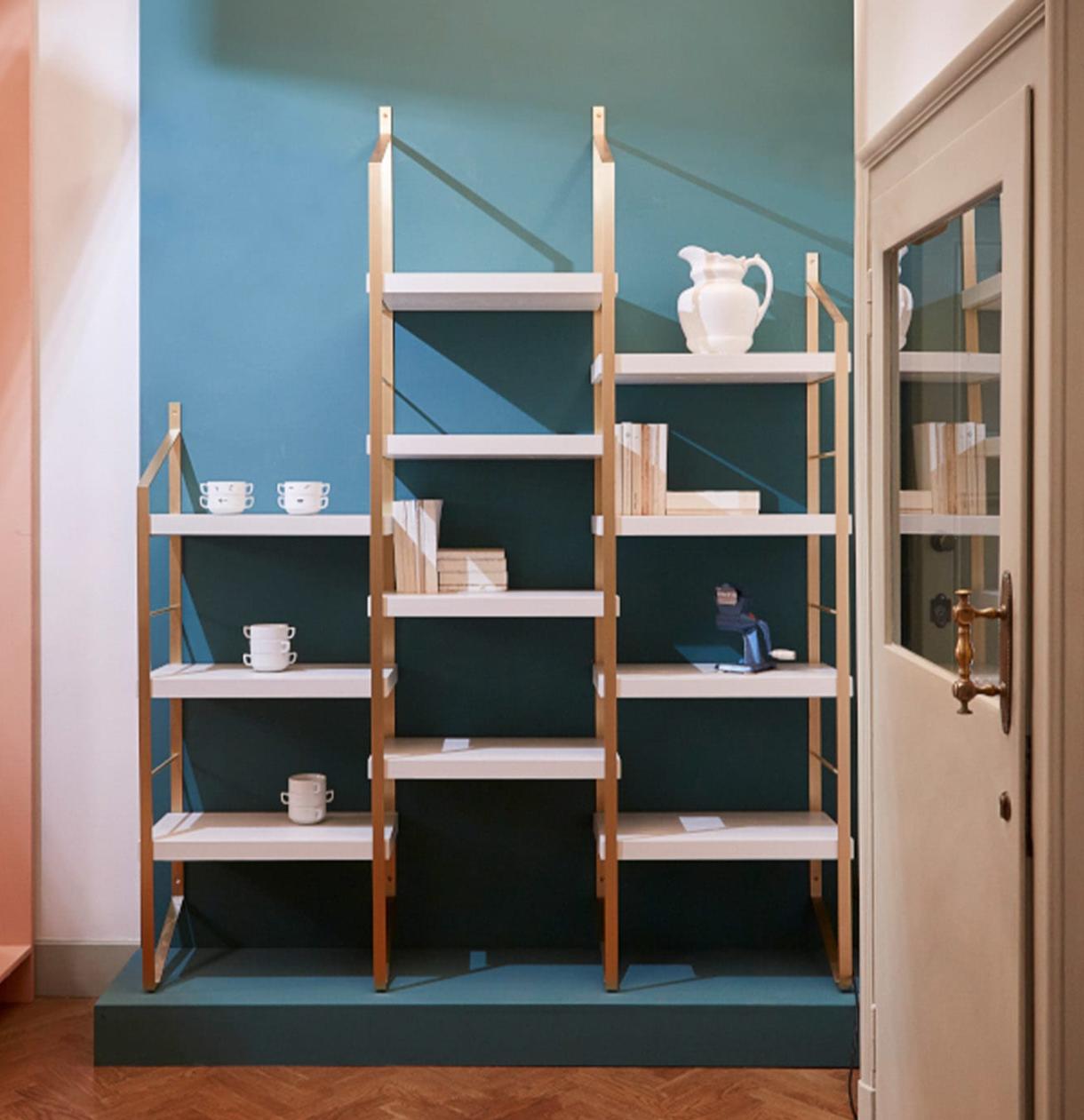 Estante em Madeira com Níveis