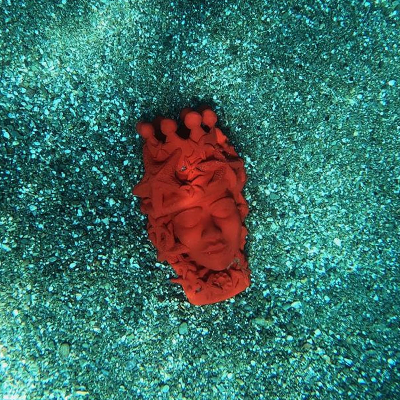 Escultura artesanal Moor's Head vermelha