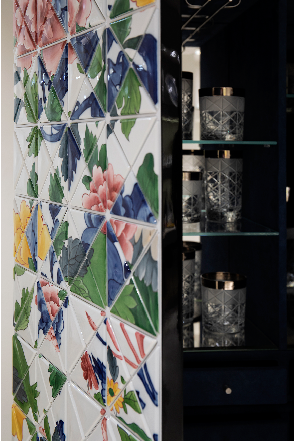 Armário Mosaic conto de fadas