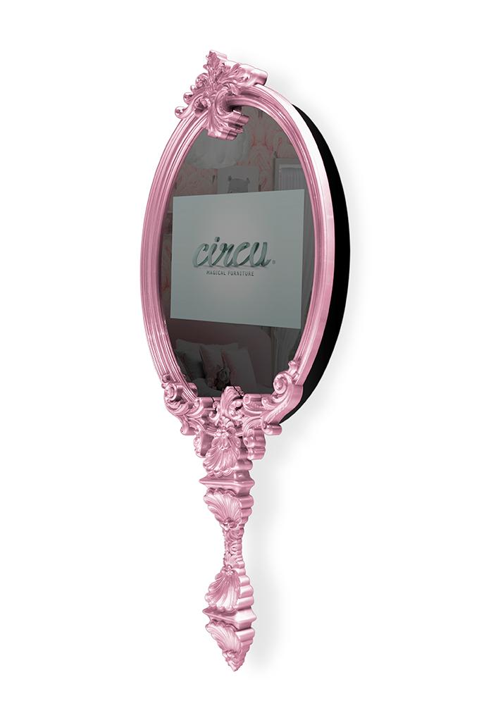 Reflexo encantado Enchanted com TV