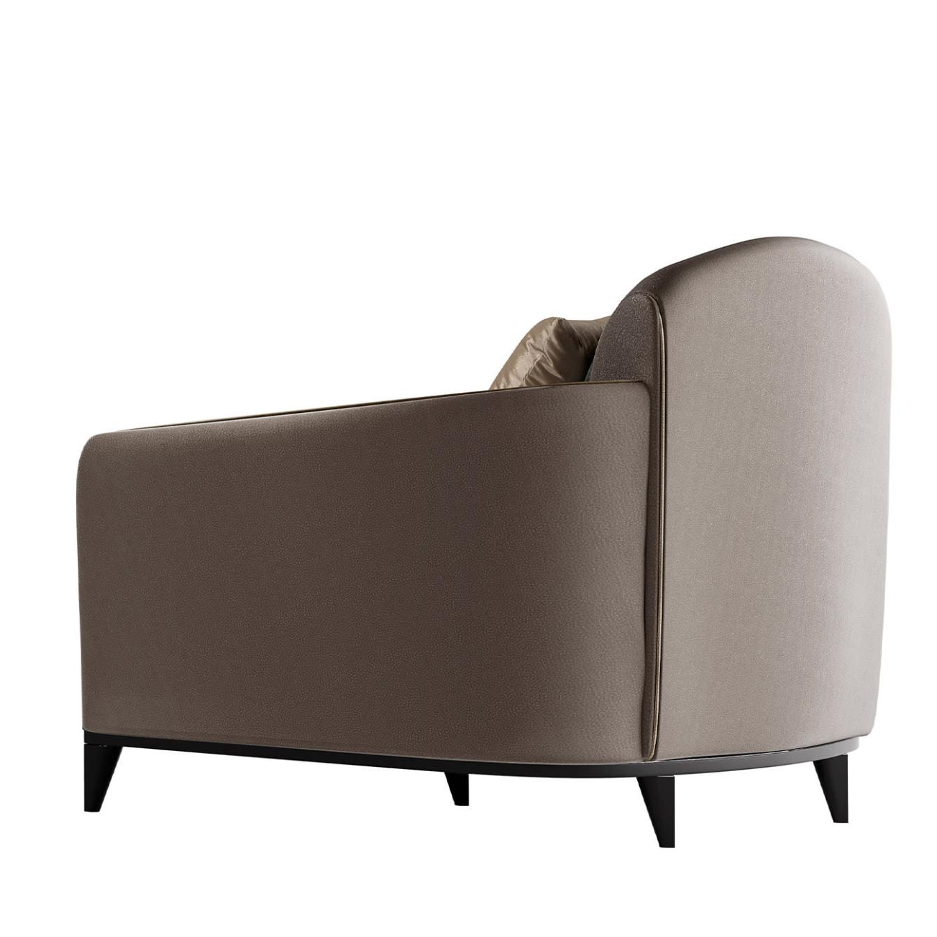 Poltrona Artesanal Cinzenta