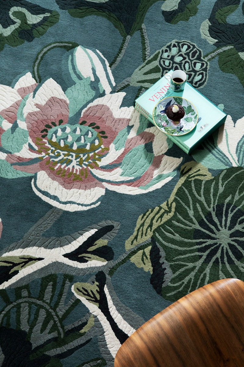Tapete Waterlily Lago Meia-noite | Tamanho: 170 × 240 cm