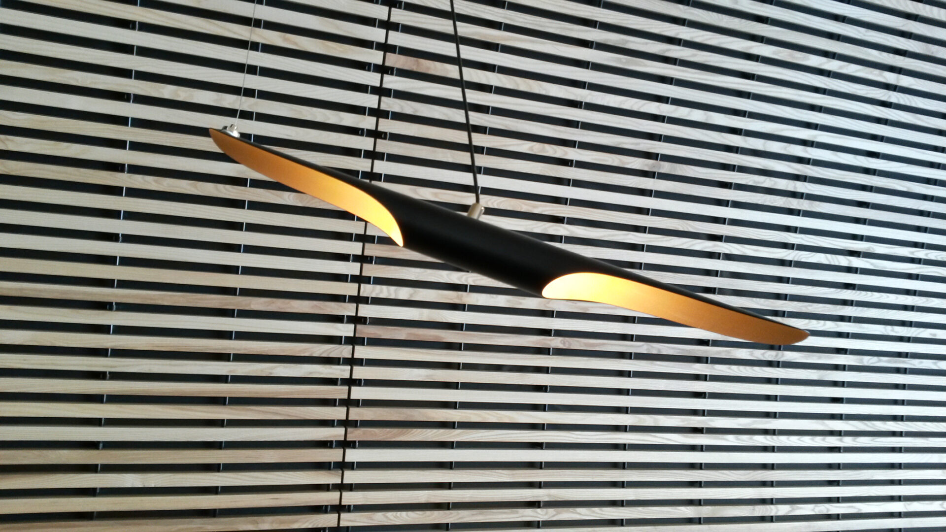 Candeeiro suspenso tom profundo - 32