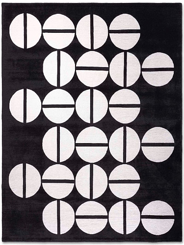 Tapete Preto e Branco Feito à Mão