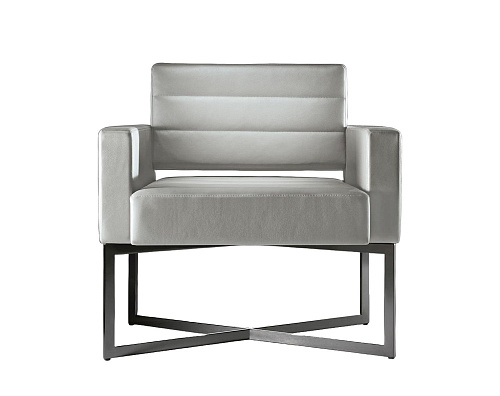 Poltrona Extravagância em Pele