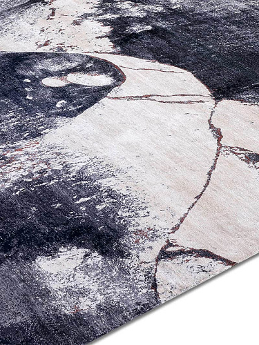 Tapete Preto e Branco Feito à Mão