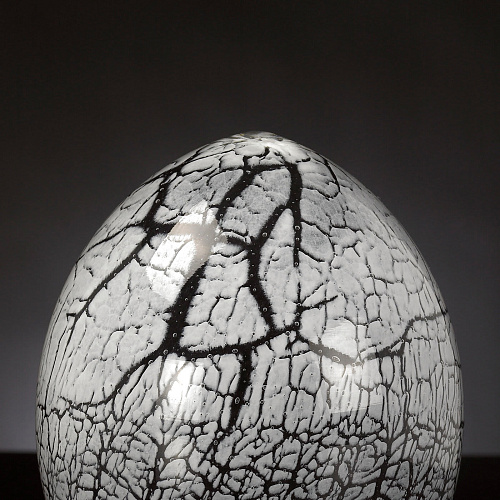 Ovo em Cristal Craquelado Escuro