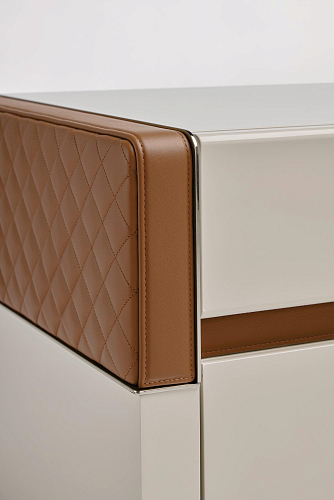 Mesa de Cabeceira Master
