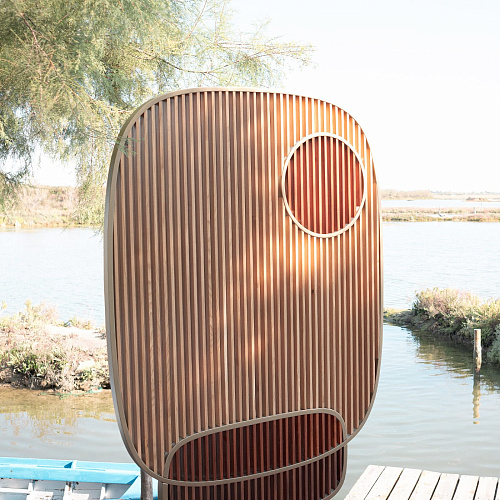 Espelho perspetiva escultural