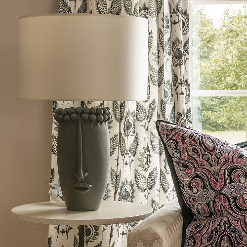 Candeeiro de Mesa Elden Pinstripe Suit