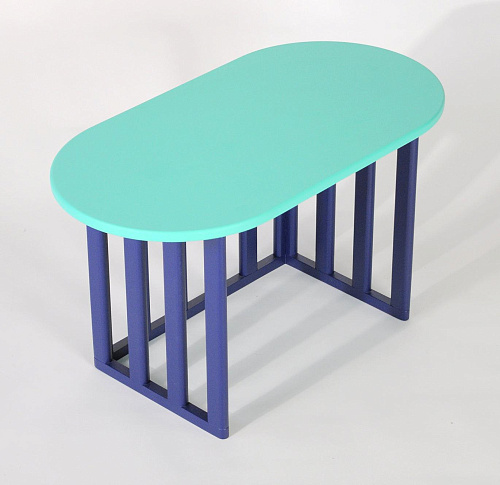 Mesa de Apoio Oval Azul em Madeira