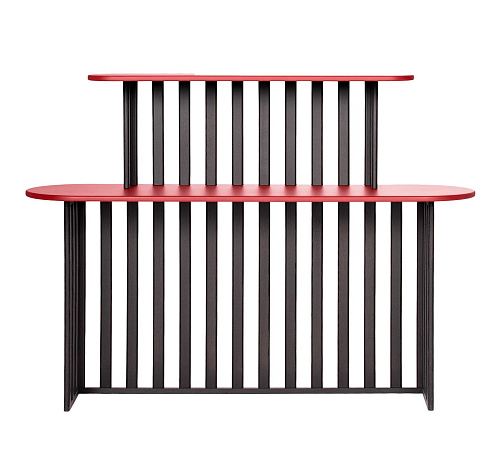 Consola Preta e Vermelha de Dois Níveis
