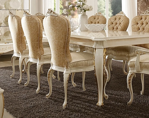 Cadeira Italiana de Luxo em Tecido