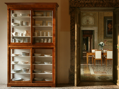 Estante Biedermeier