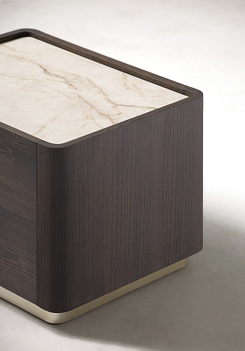 Mesa de Cabeceira Jude