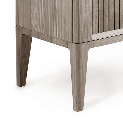 Cómoda Eleva Cinzenta