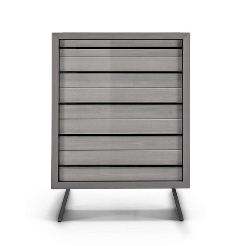 Cómoda Moderna de Cinco Gavetas com Puxador em Metal