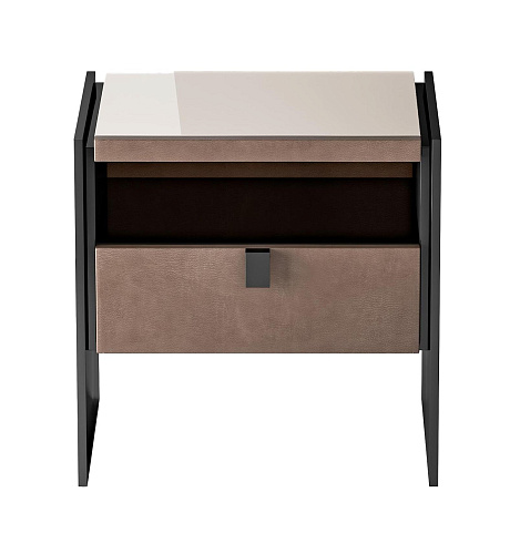 Mesa de Cabeceira em Pele