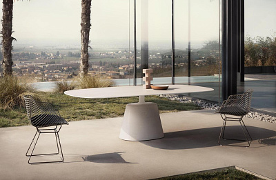 Mesas de jantar exteriores